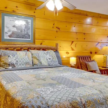 3 Mi To Dollywood: Pigeon Forge Resort Studio!-2