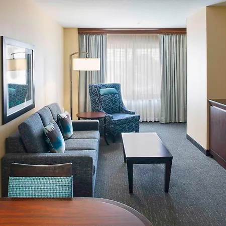 Doubletree Suites By Hilton Bentonville-3