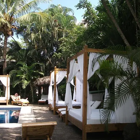 Copacabana Hotel And Suites (Adults Only)-2