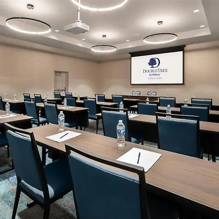 Doubletree By Hilton Sioux City-3