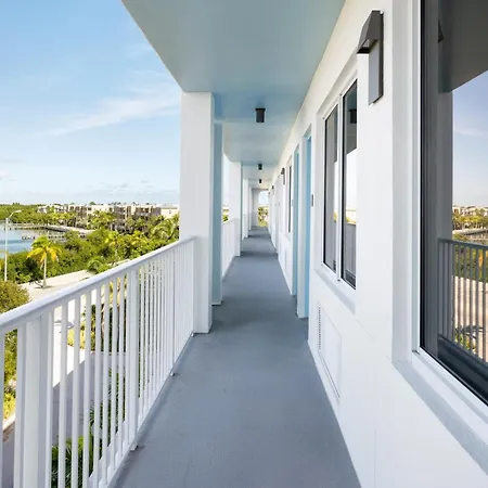 Blue Flamingo Resort Key West-2