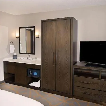 Embassy Suites By Hilton Denver Tech Center North-3