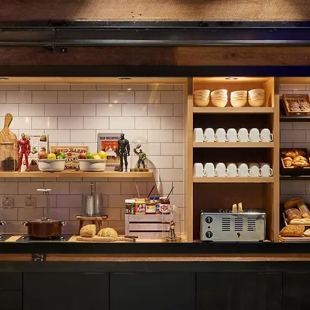 Moxy Dublin City-3