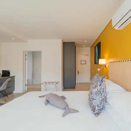One Marine Drive Boutique Hotel & Spa By The Living Journey Collection-3