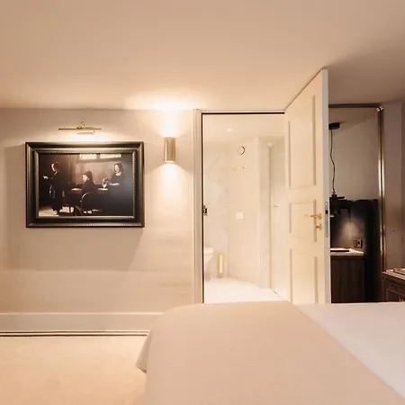 Hotel 717-3