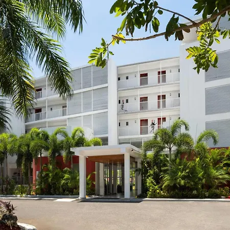 Grand Decameron Cornwall Beach, A Trademark All-Inclusive Resort-3