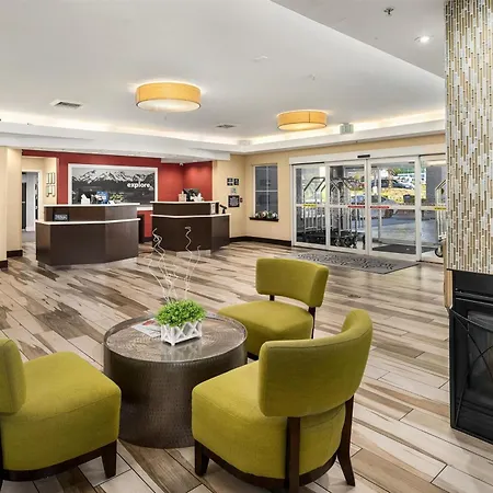 Hampton Inn & Suites Seattle North/Lynnwood-3