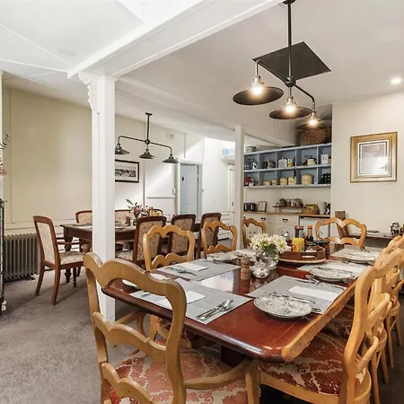 Margaret River Guest House-3