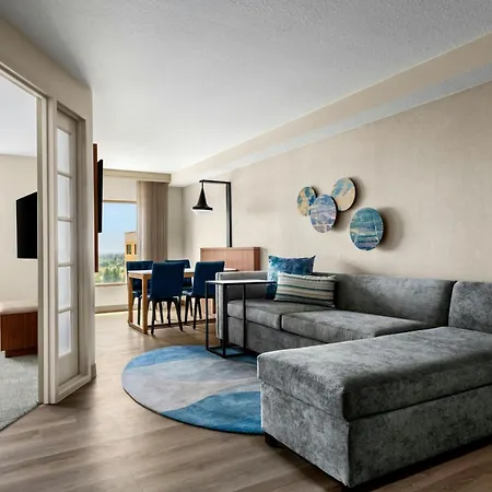 Anaheim Marriott Suites-2