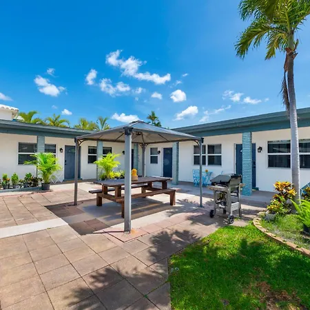 Tropic Isle Boutique Hotel-2