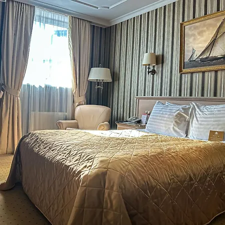 Imperial Hotel & Restaurant-2