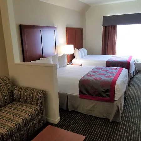 Ramada By Wyndham Bakersfield-3