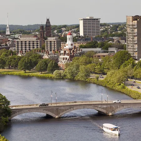 Doubletree Suites By Hilton Hotel Boston - Cambridge-3