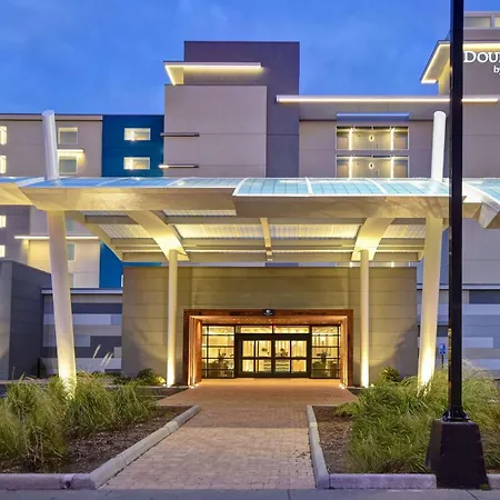 Doubletree By Hilton Oceanfront Virginia Beach-3
