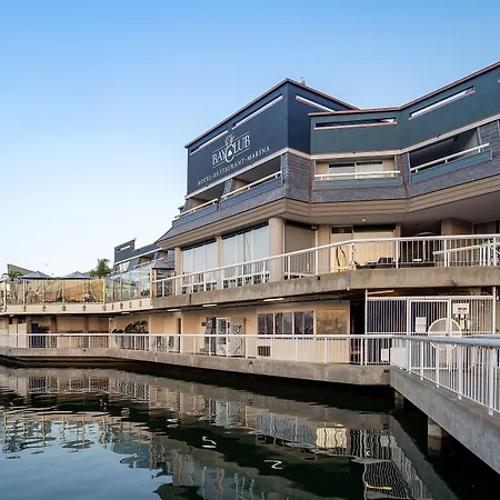 Bay Club Hotel And Marina-2
