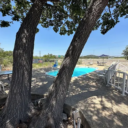 Home Suites Hill Country-3