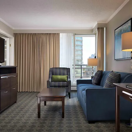 Chateau Victoria Hotel & Suites-3