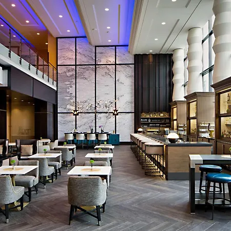Amway Grand Plaza Hotel, Curio Collection By Hilton-2