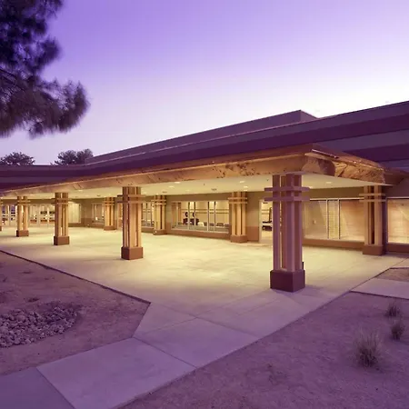 Doubletree By Hilton Phoenix- Tempe-2