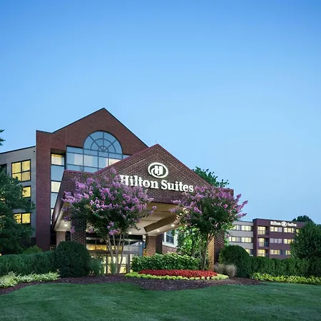 Hilton Suites Brentwood-3