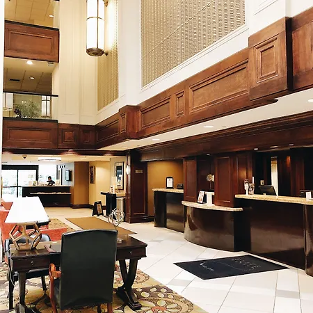 Stamford Marriott Hotel & Spa-2