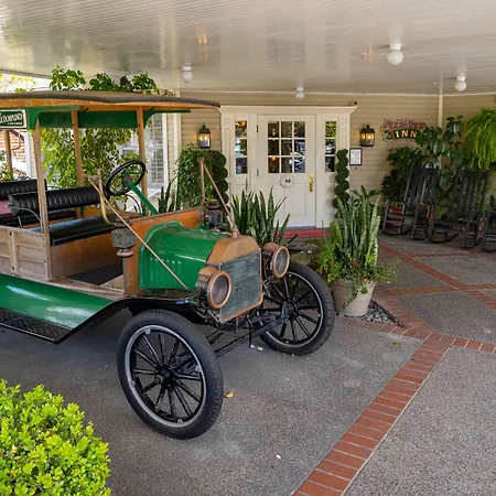 Apple Farm Inn-2