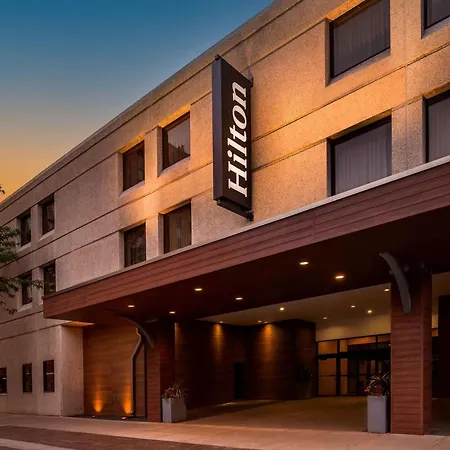 Hilton Appleton Paper Valley-2