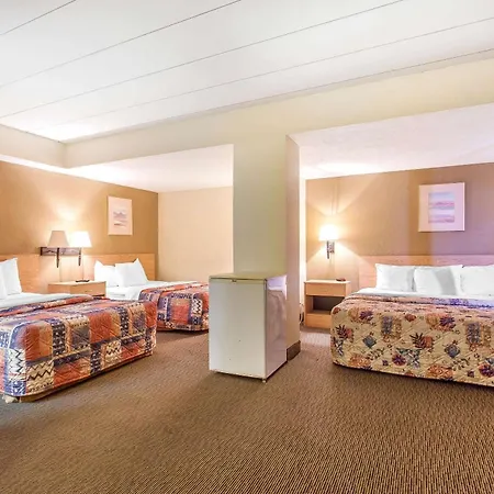 Rodeway Inn Sandusky North-2