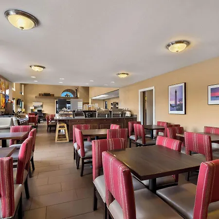 Comfort Inn & Suites Ludington Near Us-10-2