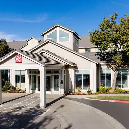 Hilton Garden Inn Roseville-3