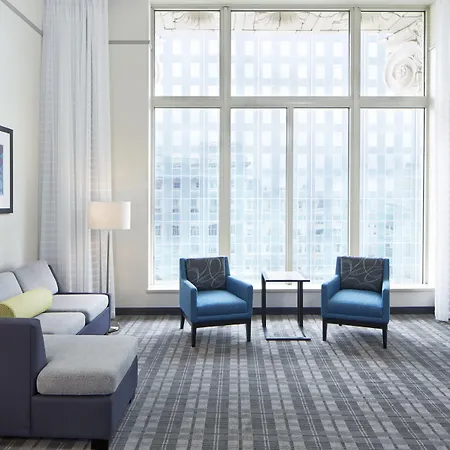 Residence Inn Milwaukee Downtown-2