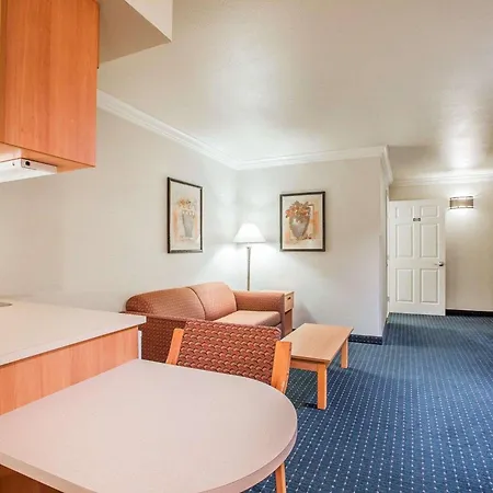 Comfort Inn & Suites Salinas City Center Area-3
