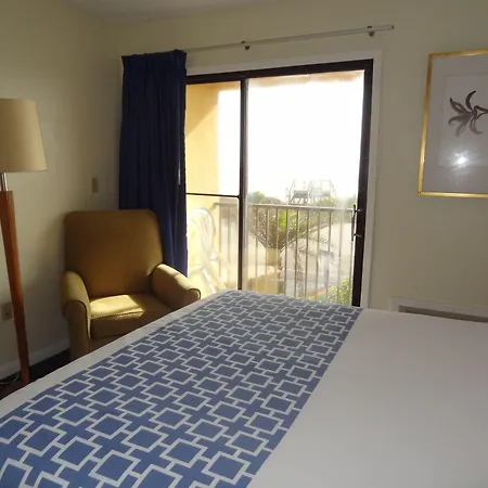 Ocean Sands Beach Boutique Inn-1 Acre Private Beach-St Augustine Historic-2 Miles-Shuttle With Downtown Tour-Heated Salt Water Pool Until 420Am-Popcorn-Cookies-New 4K Usd Black Beds- 69 Item Breakfast-Eggs-Bacon-Starbucks- Free Laundry- #904-799-Sand-2