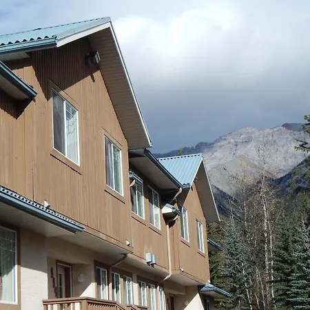 Banff Boundary Lodge-2