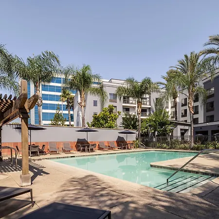 Courtyard Los Angeles Burbank Airport-2