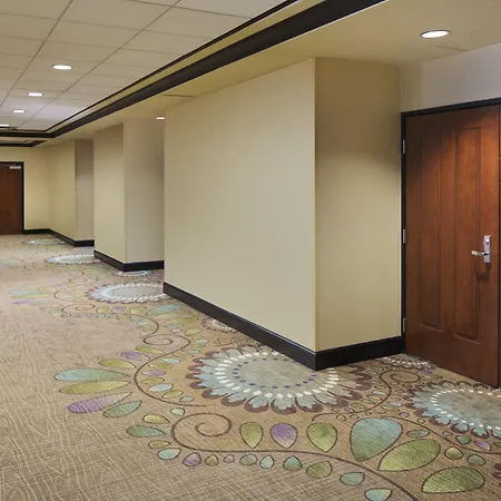Holiday Inn Grand Rapids-Airport By Ihg-2