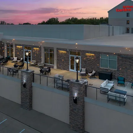 Hilton Garden Inn Cedar Falls Conference Center-2