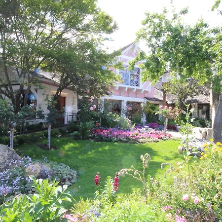 Madonna Inn-2