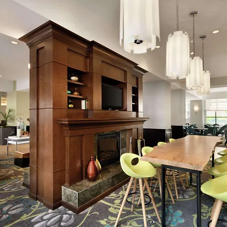 Hilton Garden Inn Worcester-2