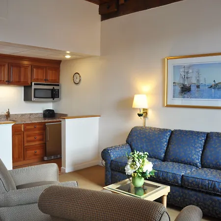 Newport Bay Club And Hotel-2