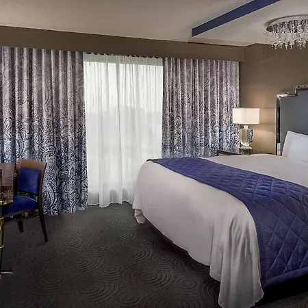 Hotelumiere At The Arch Hotel & Casino - A Caesars Rewards Destination-3