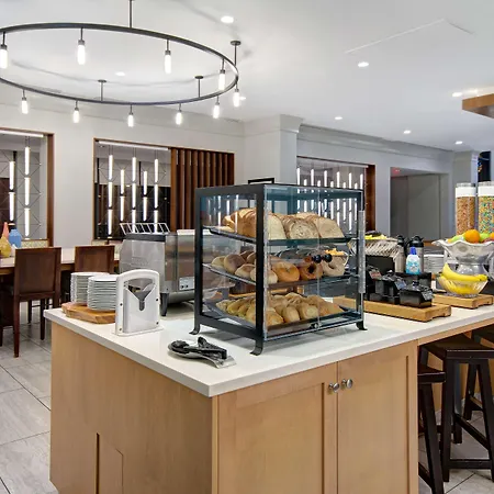 Hilton Garden Inn Terre Haute-2