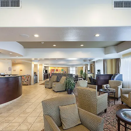 Comfort Suites Medical Center Near Six Flags-2