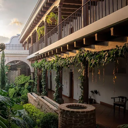 Los Pasos Boutique Hotel & Spa-3