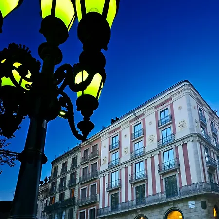 Hotel Bagues, A Small Luxury Hotel Of The World-3
