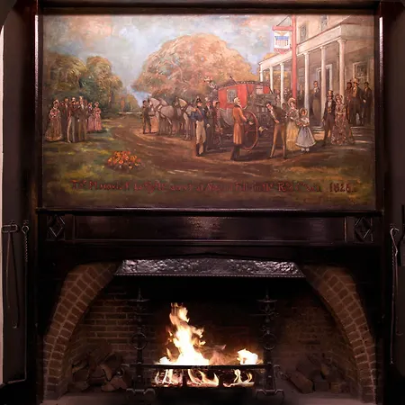 Red Coach Inn-2