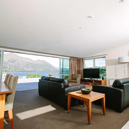 Lakeside Apartments-3