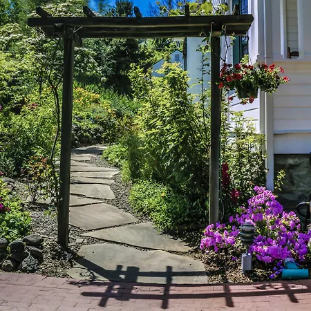 Abigail'S Bed And Breakfast Inn-3