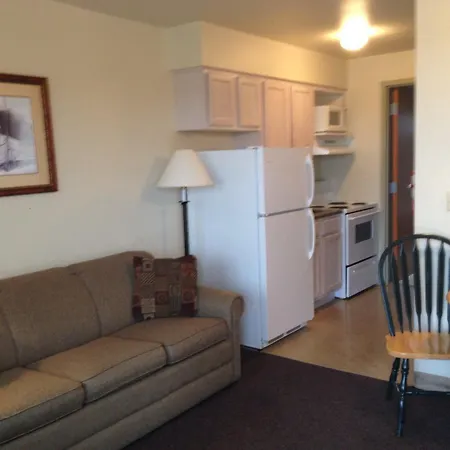All Suites Inn Budget Host-3