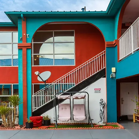 Sandia Peak Inn Old Town Abq, A Howard Johnson By Wyndham-3